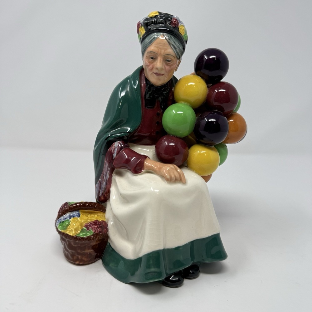 Royal Doulton Figurine THE OLD BALLOON SELLER England HN1315